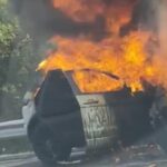 Mobil Mewah Terbakar di Tol KM 774 Malang – Surabaya