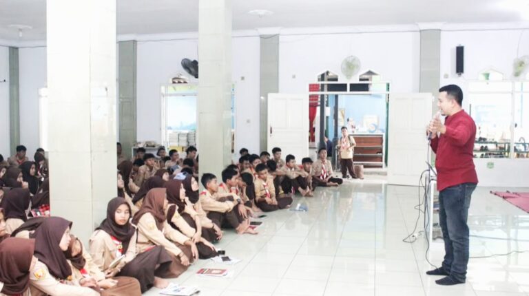 Pendidikan Karakter: Solusi Efektif Mengurangi Kekerasan di Sekolah