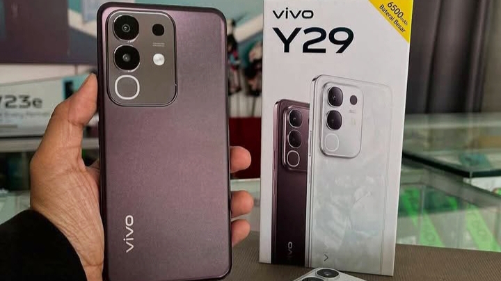 Vivo Y29: Smartphone Tangguh dengan Baterai Tahan Lama untuk Pengguna Aktif