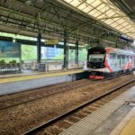 Mengapa KRL Tidak Berhenti di Stasiun Gambir?