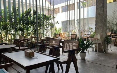 Kafe terbaik dekat Stasiun Cipeundeuy Garut, tempat singgah sempurna