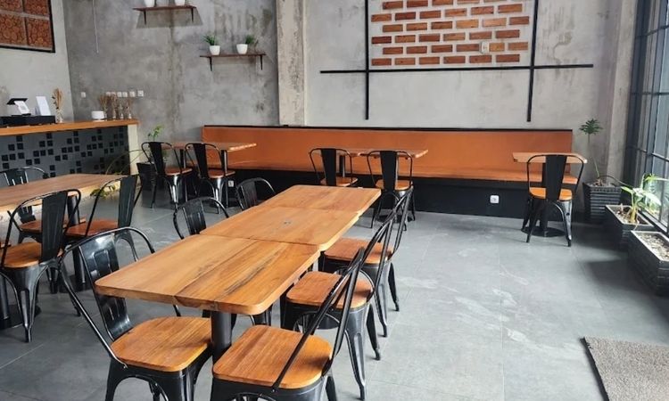 10 kafe dekat Stasiun Leles Garut, ideal untuk nongkrong dan transit