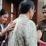 Nadiem Kembali ke Keluarga di Tengah Sidang